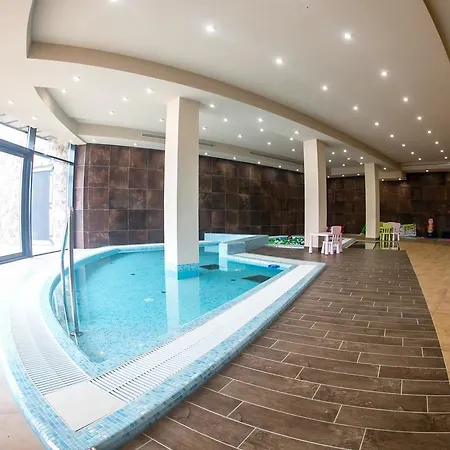 Borostyan Medhotel Hotel 4*