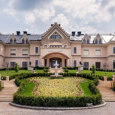 Borostyan Medhotel Hotel
