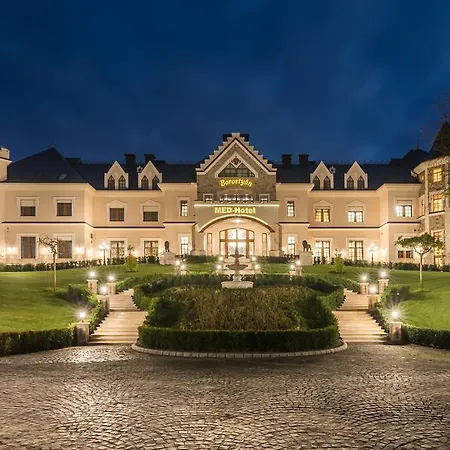 Hotel Borostyan Medhotel 4*
