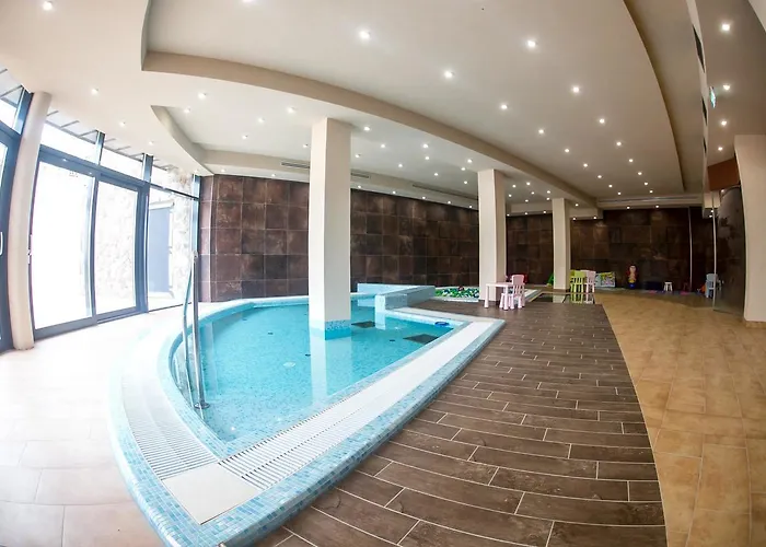 Borostyan Medhotel Hotel 4*