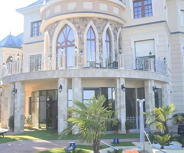 Hotel Borostyan Medhotel